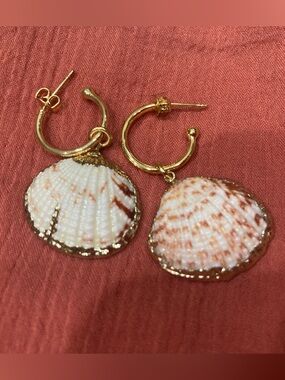 Cleobella Petit Scallop Hoops
